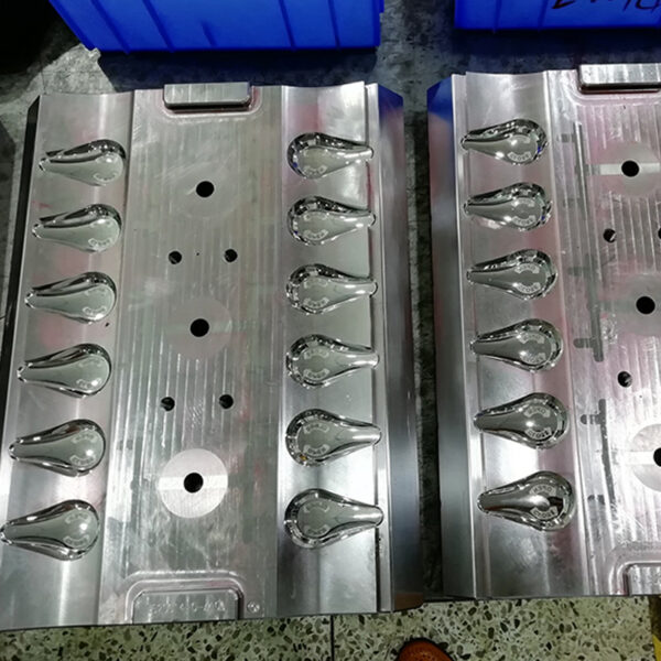 Lotion Pump Mold (6)